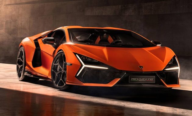 Lamborghini Revuelto: The V12 Hybrid Revolution